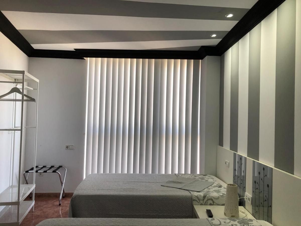 Apartamentos Los Angeles Alcañiz Buitenkant foto