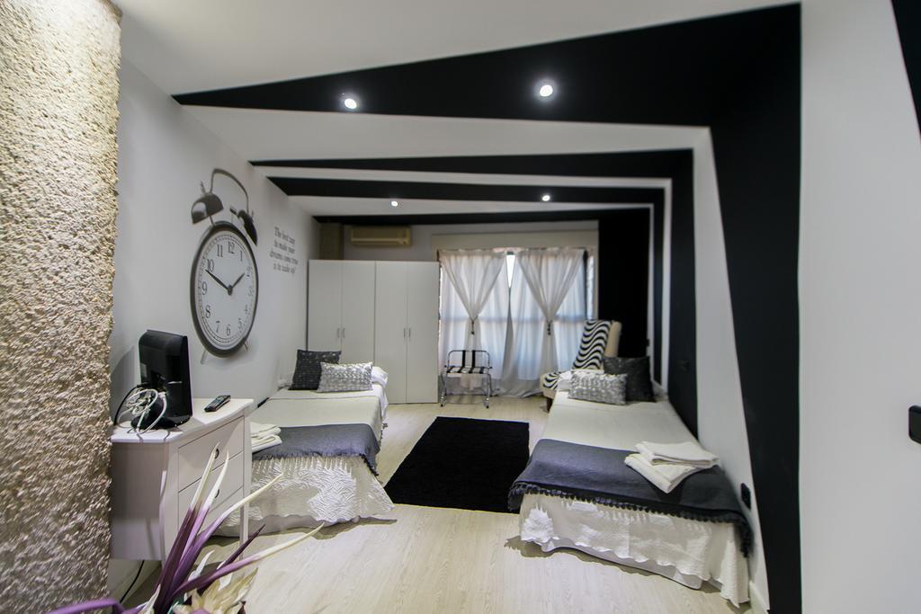 Apartamentos Los Angeles Alcañiz Buitenkant foto