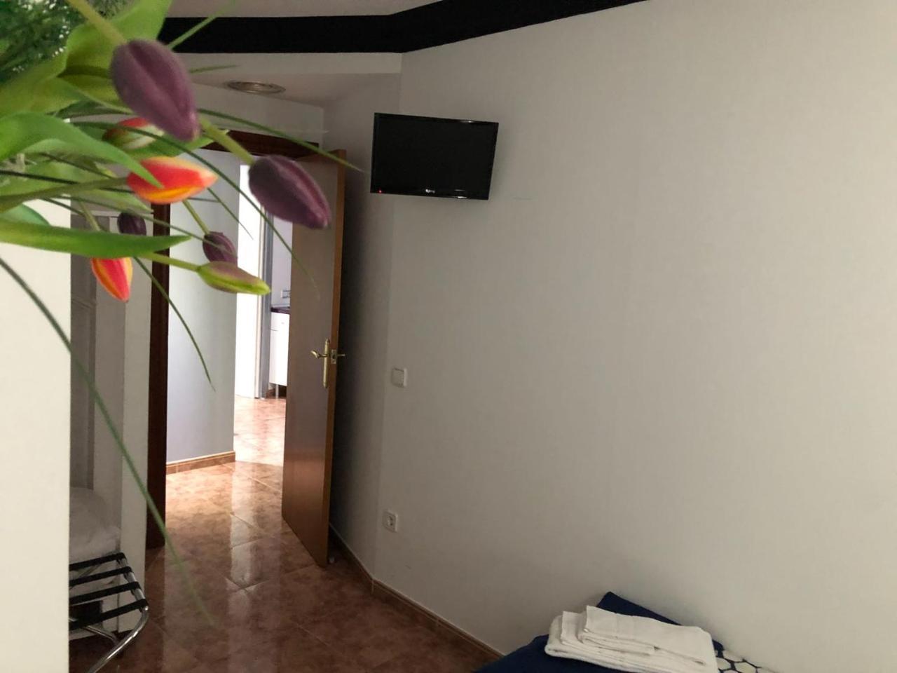 Apartamentos Los Angeles Alcañiz Buitenkant foto