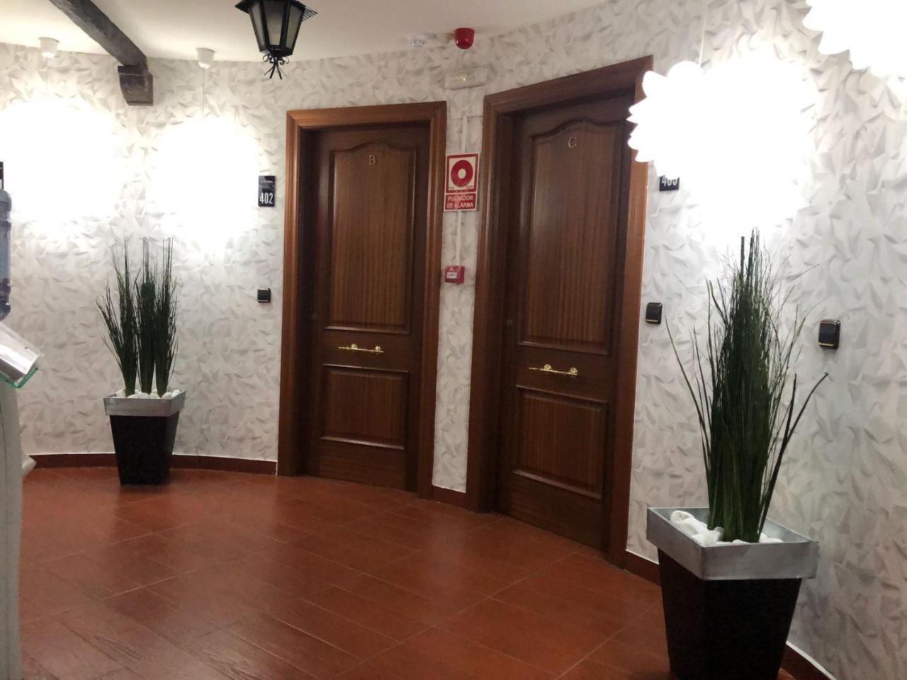 Apartamentos Los Angeles Alcañiz Buitenkant foto